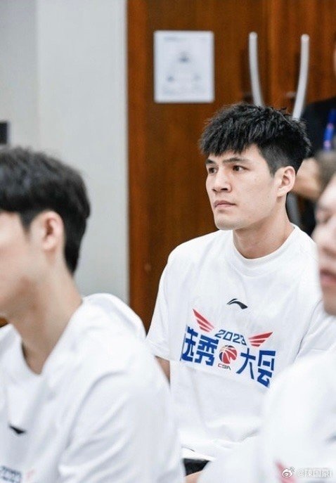 状元在招手！媒体为选秀大会预热：只剩下两天了(选秀状元是谁)